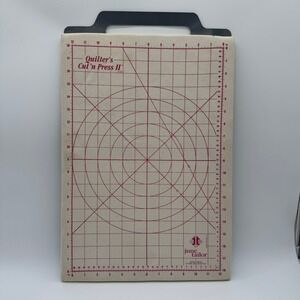 June Tailor Quilter's Cut 'n Press II JT-722 12x18 Cutting & Pressing Board